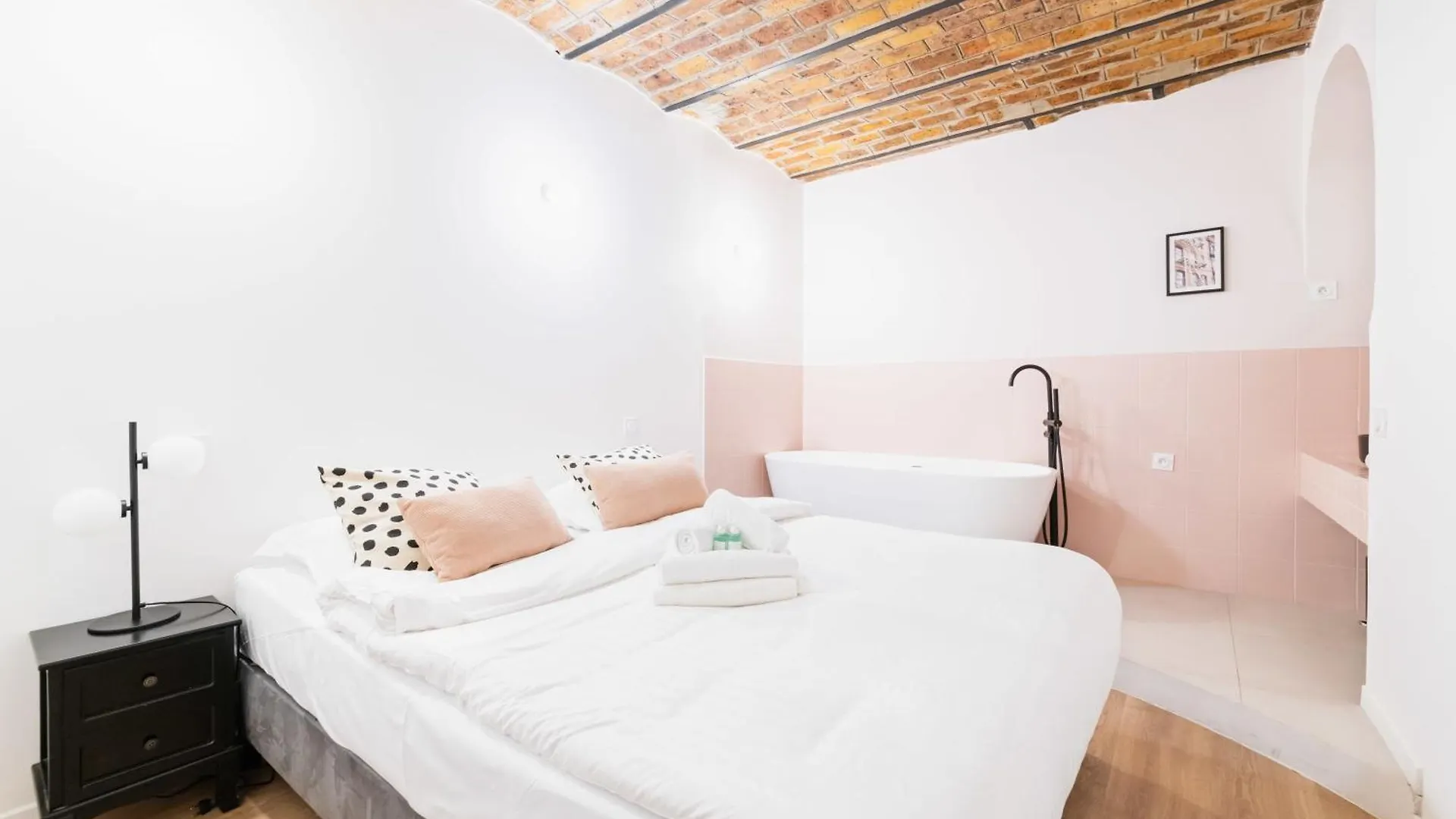 Apartment Appartement Luxueux Avec Salle De Bains De Reve 6P - Flat-Guest Paris France