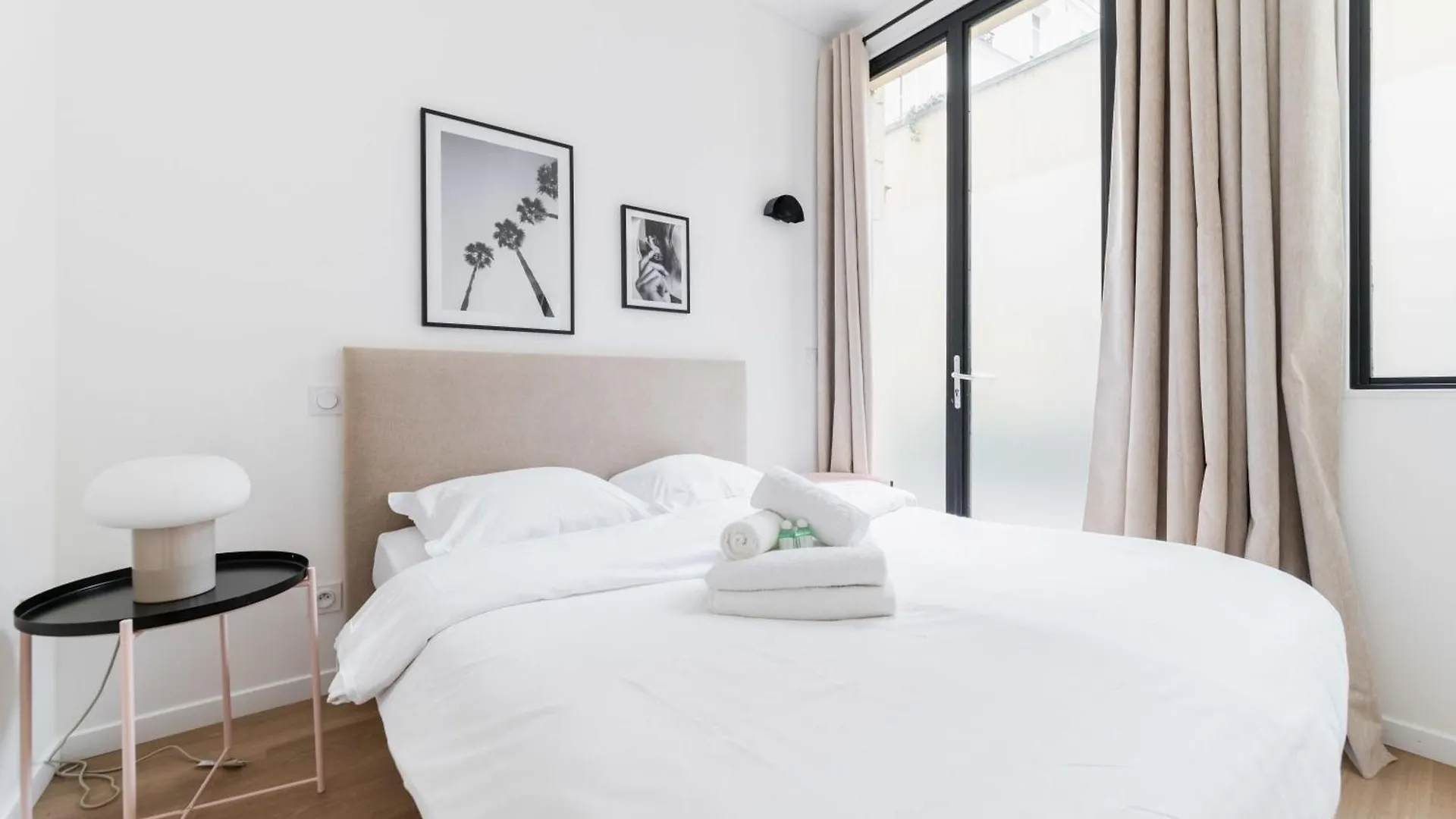 Appartement Luxueux Avec Salle De Bains De Reve 6P - Flat-Guest contacts